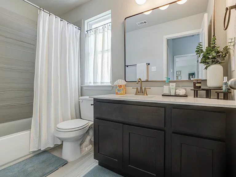 224 Stein Rd — Photo 27