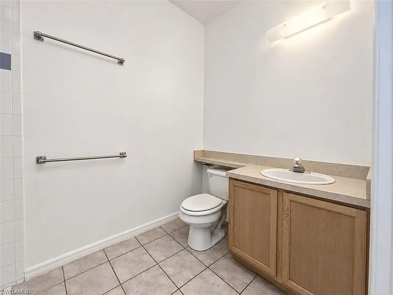 4426 Saint Georges Ct — Photo 13