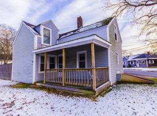 29 Sandwich Rd, Wareham, MA 02571