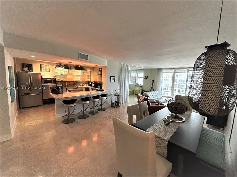 5825 Collins Ave #14E
