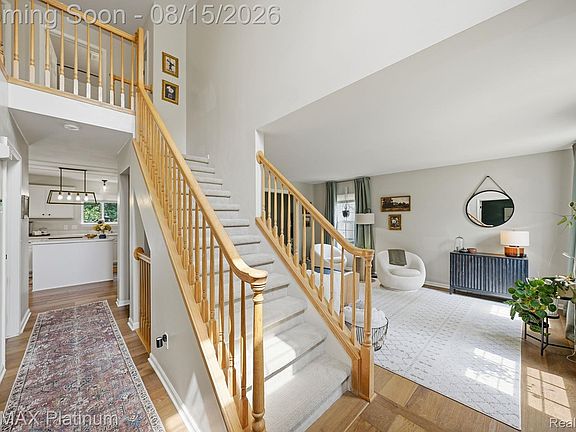 4th image of 336 Natanna Dr