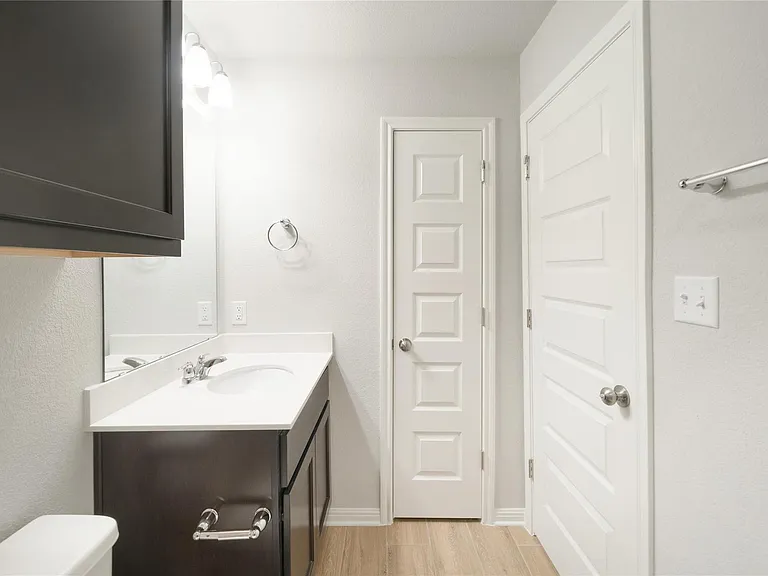 2045 Arendale Dr — Photo 20