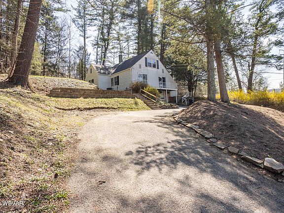 3rd image of 1845 Log Run Rd