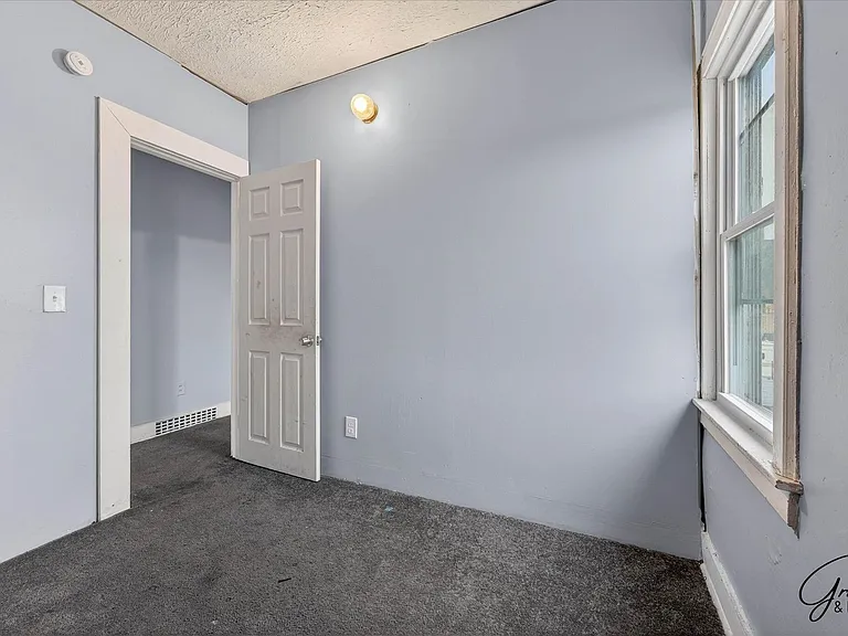 12875 Steel St — Photo 25