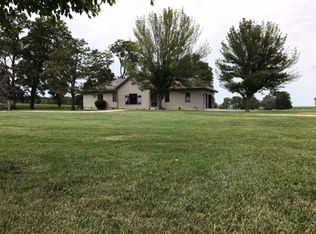 16100 N 1195 East Rd, Pontiac, IL 61764