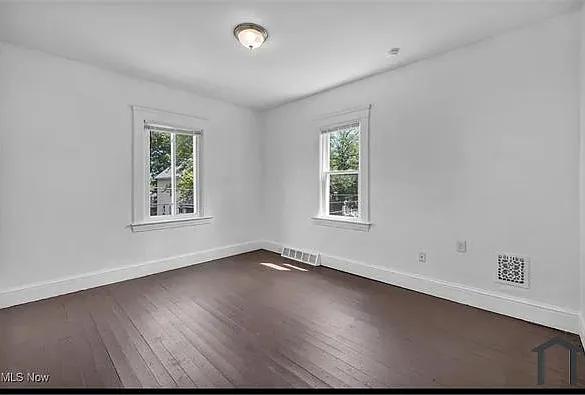 2815 Tampa Ave — Photo 13