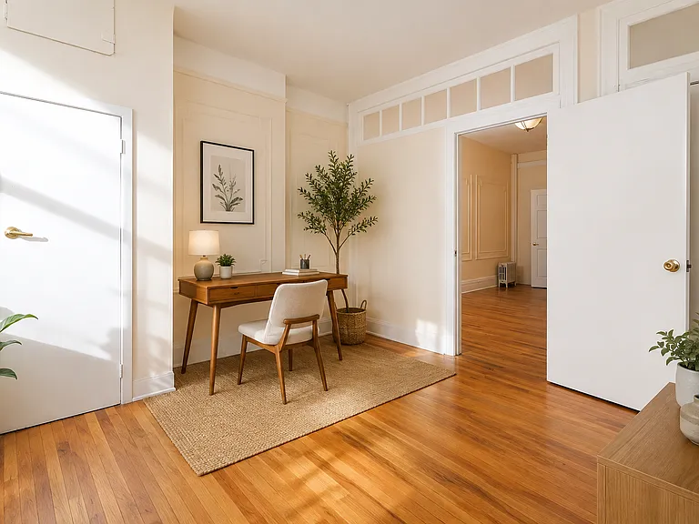 1118 Madison St #3L — Photo 4