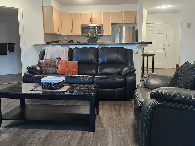 1121 6th Ave SW #813 — Photo 9