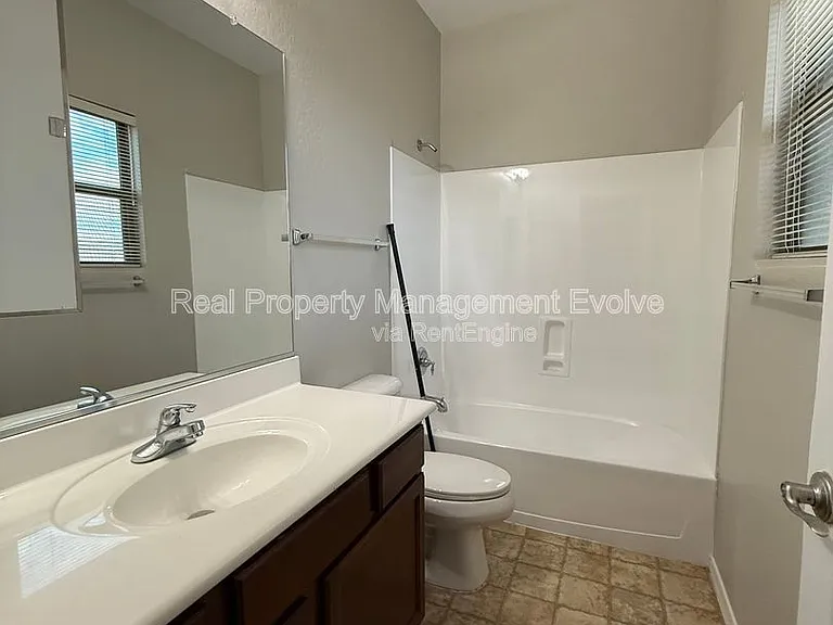 35828 N Zachary Rd — Photo 24