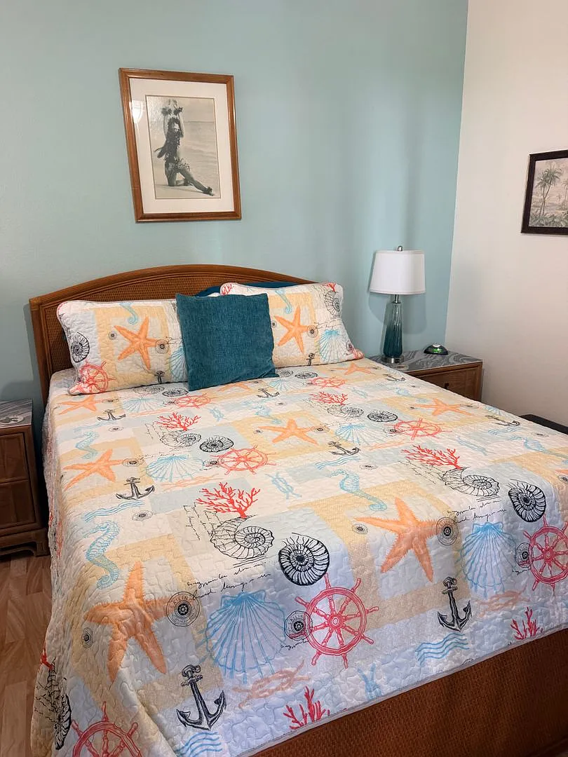 Furnished 1BR/1BA Off Alii Drive Sunset Views & Pool — Photo 2