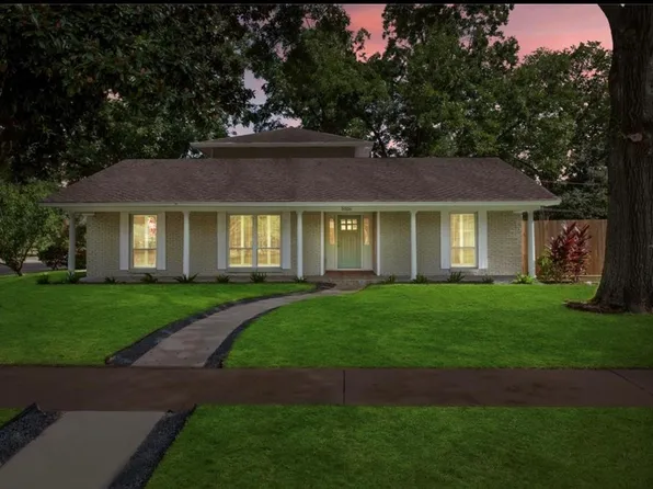 5026 Saxon Dr, Houston, TX 77092