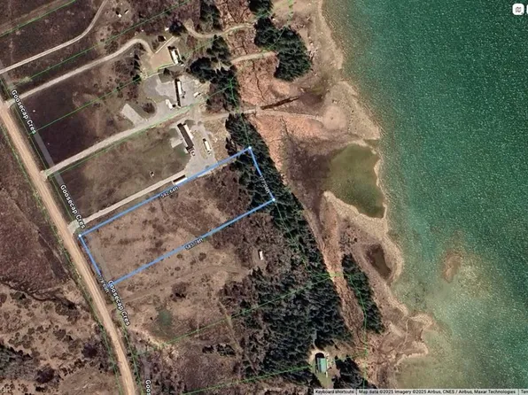 6 Goosecap Cres, Gore Bay, ON P0P 1H0