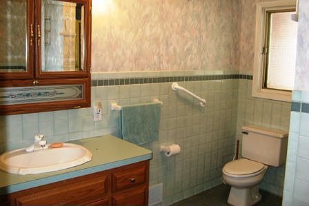Full Bath