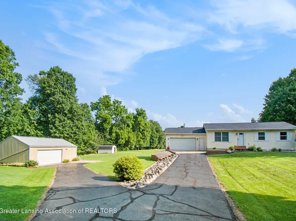 7220 W Mount Hope Hwy, Mulliken, MI 48861