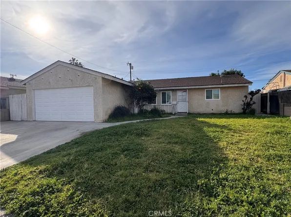 5662 Mildred Ln, Cypress, CA 90630