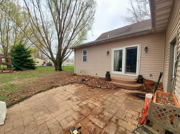 104 E Bryan St, Ewing, MO 63440
