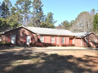 77 Cedar Blf, Winder, GA 30680