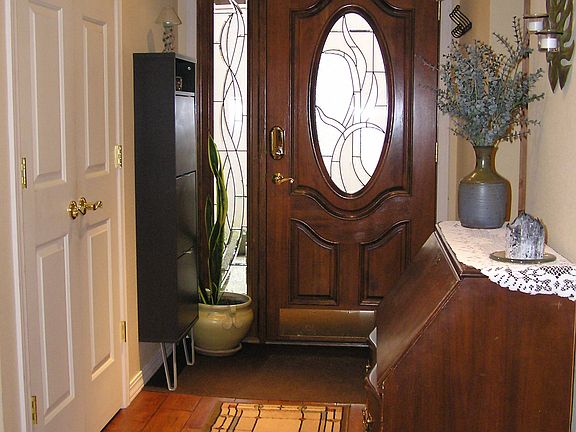4th image of 13413 NE Regents Dr