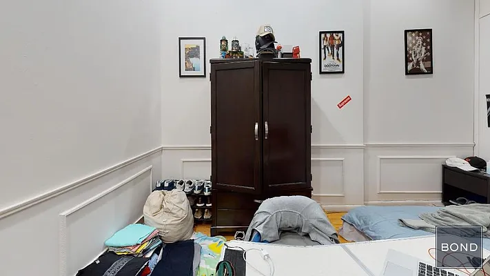 Rented by Bond New York | media 34