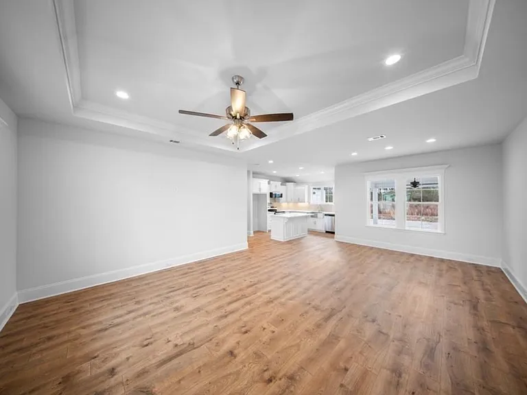 228 McNeal Heritage Cir — Photo 8