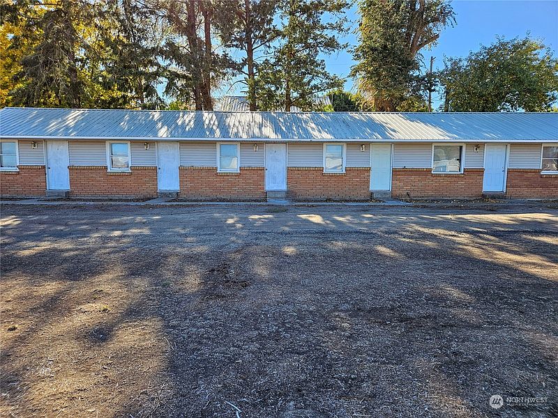 2nd image of 415 W Main Street