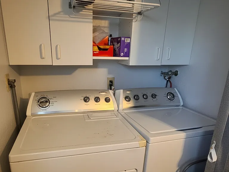 In-unit washer & dryer
