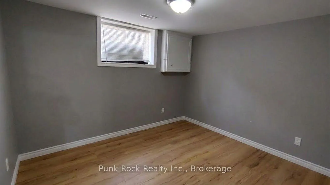2 bed, $1,795 — Photo 4