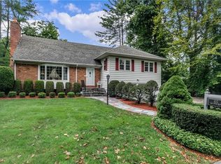 102 Van Etten Blvd, New Rochelle, NY 10804