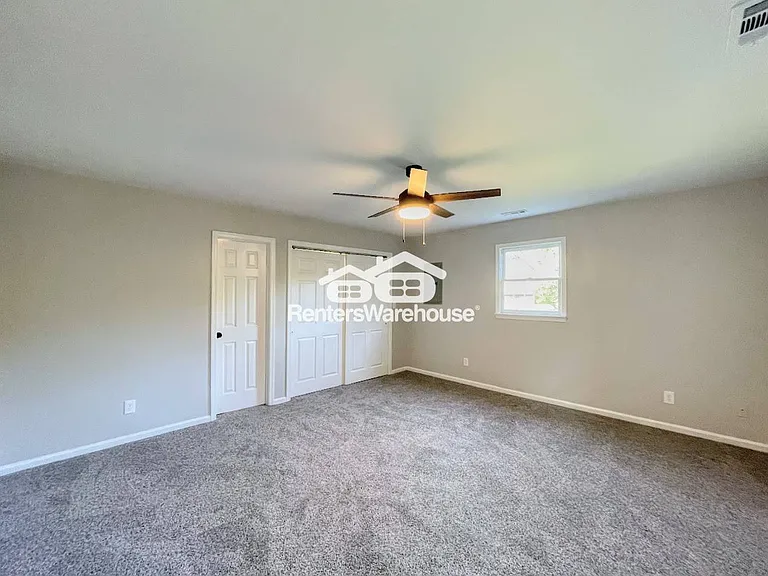 940 Willis St — Photo 12