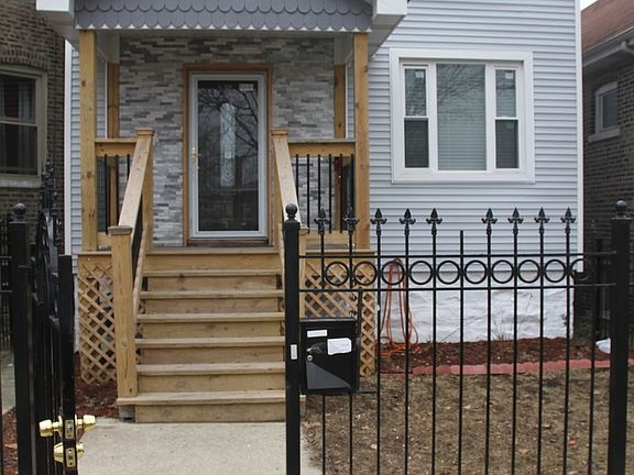2nd image of 5221 W Gladys Ave