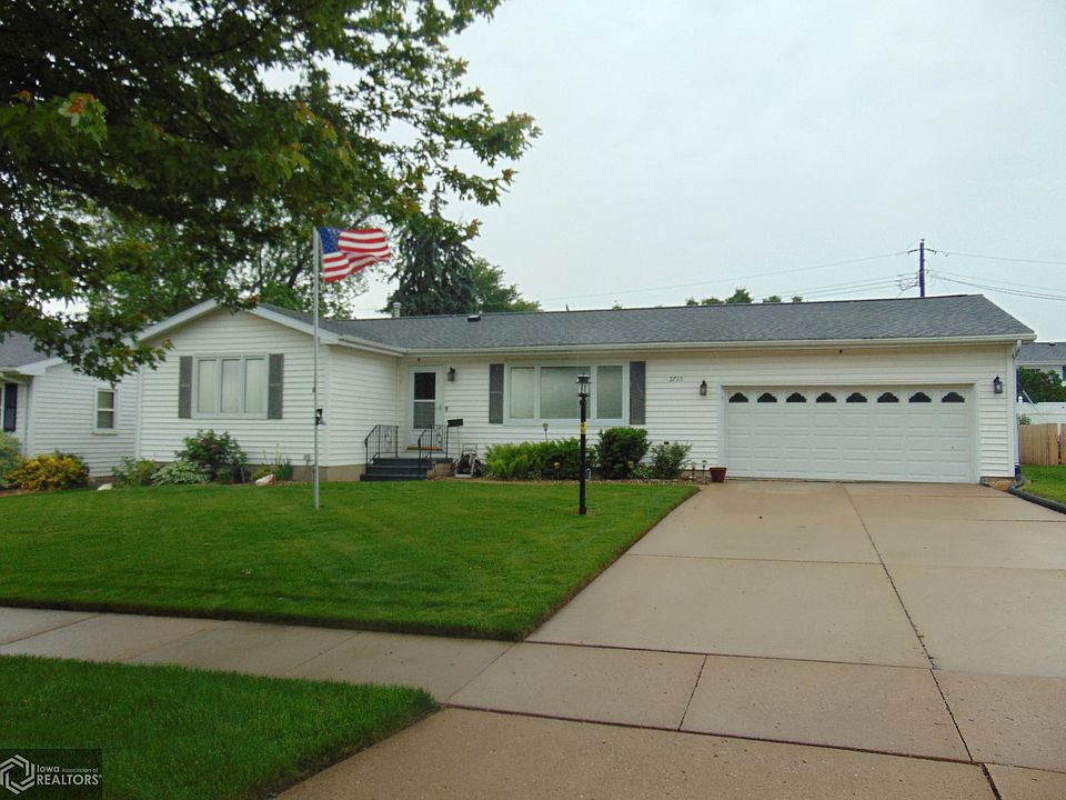1st image of 2735 Meadowbrook Dr