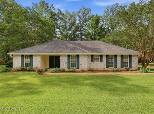120 Robinson Cv, Jackson, MS 39272