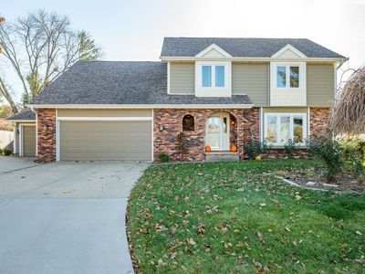 10544 Clark St, Clive, IA, 50325