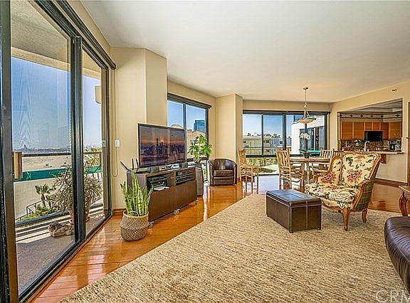 5th image of 1310 E Ocean Blvd Unit 302