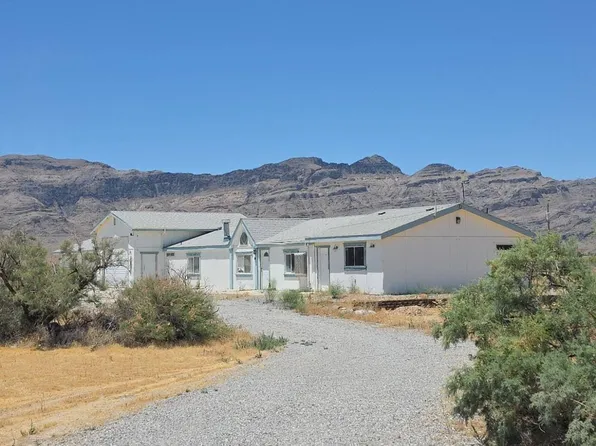 5640 Johnnie Mine St, Pahrump, NV 89060