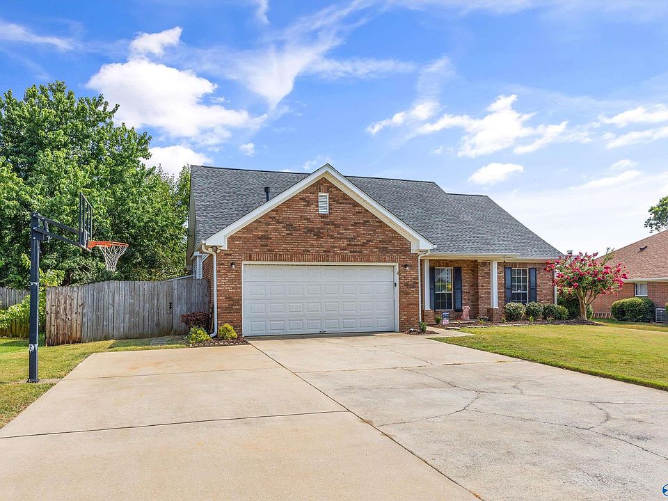 1st image of 103 Park Stone Dr