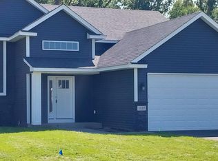1116 NE Tiger Ct NW, Isanti, MN 55040