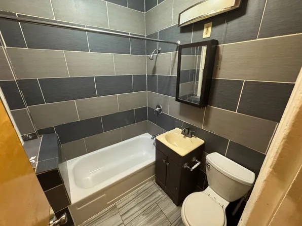 111 Baldwin Avenue image 3 of 6