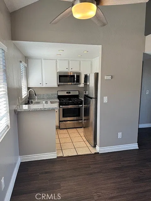 440 W 5th St — Photo 2