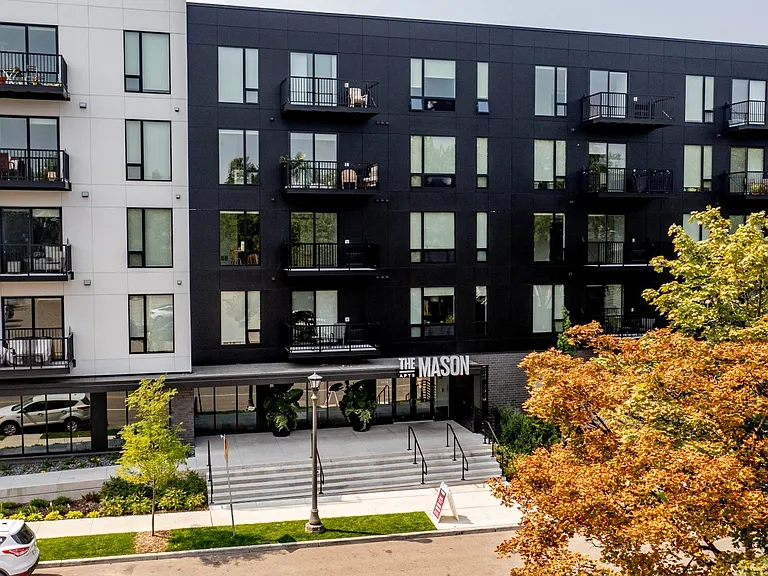 The Mason — Photo 22