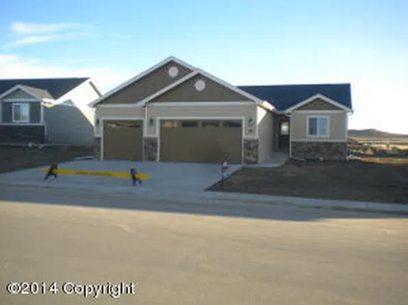 5604 Marlin Ct, Gillette, WY 82718