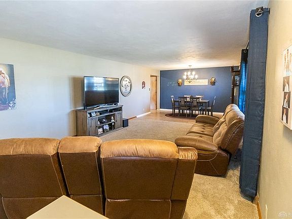 5th image of 278 Hickory Dr