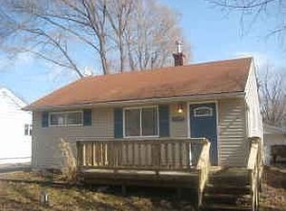 5308 Drayton Rd, Clarkston, MI 48346