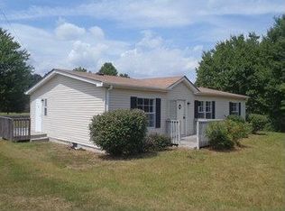 2442 Bandy Rd, Ashland City, TN 37015