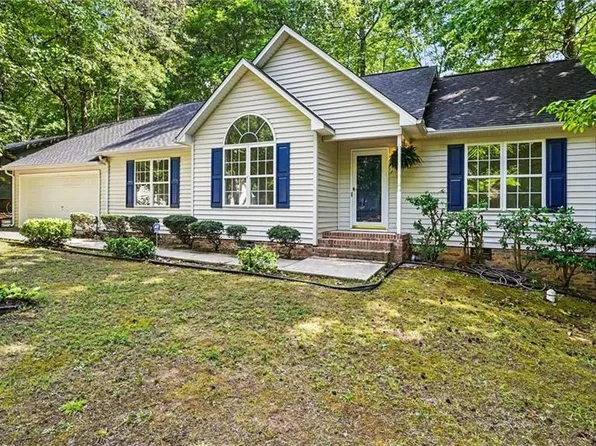 85 Lowery Dr, Thomasville, NC 27360