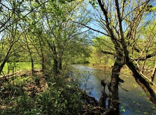 1028 B Fairview Rd, Tellico Plains, TN 37385