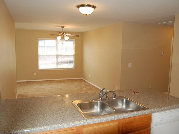 4th image of 1694 N Evening Shade Dr