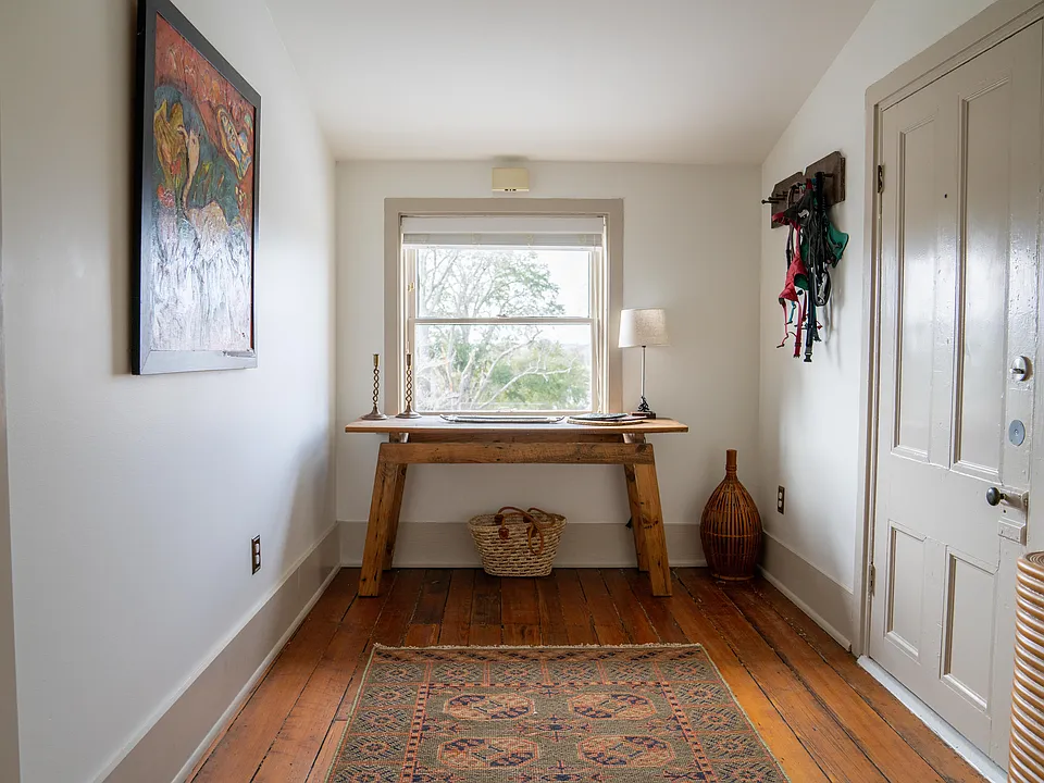 416 S Front St #6