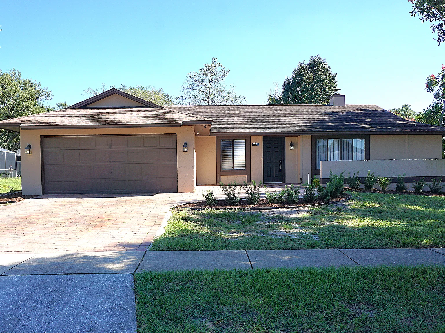 3 bed, 1674 sqft, $2,950 — Photo 1
