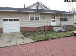 1517 Arnold Ave NW, Canton, OH